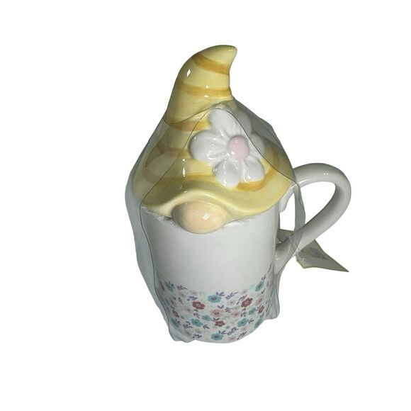 Carrot Patch Cottage Ceramic Floral Mug with Gnome Lid- New - Picture 13 of 16